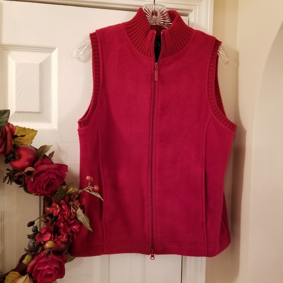 "HOST PICK" Women's Winter Red Vest - Picture 5 of 5